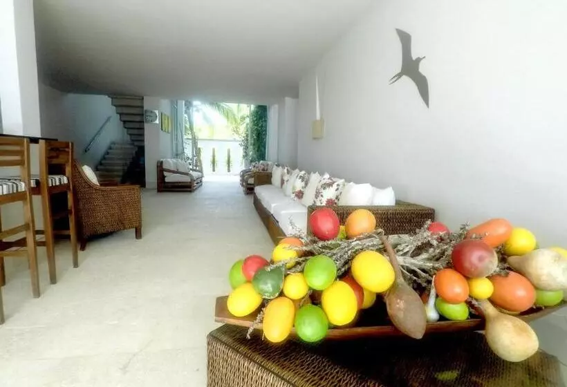 ホテル Rilux Tolu