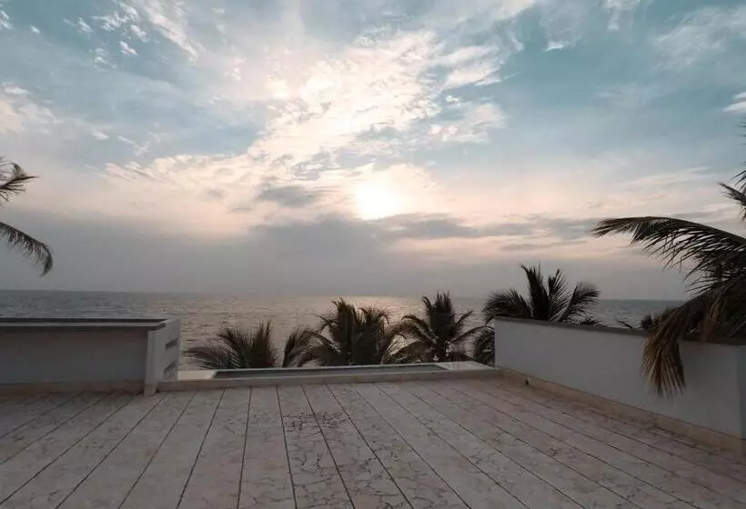 ホテル Rilux Tolu