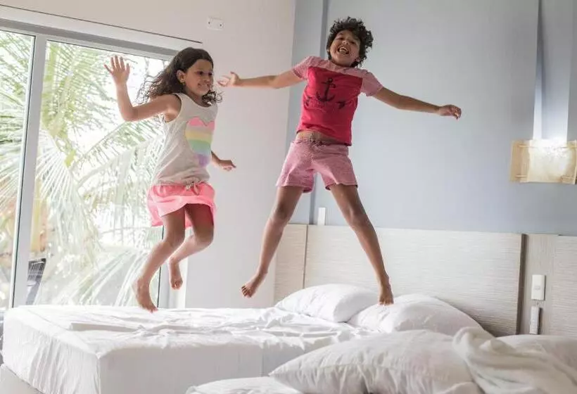 ホテル Rilux Tolu