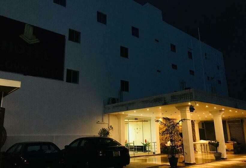 בית מלון כפרי Lovusiyah