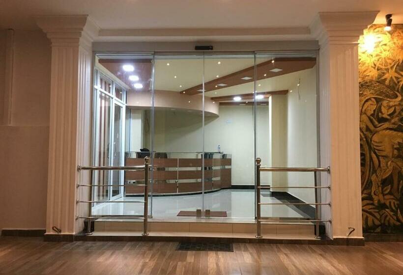 בית מלון כפרי Lovusiyah