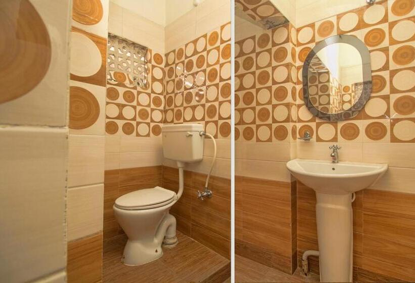 Отель O Nourpem Residency