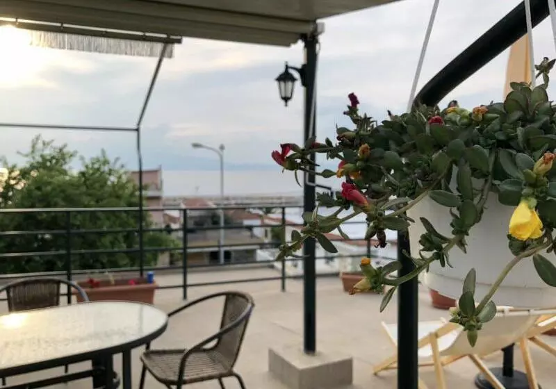 Anna Georgiou Studios