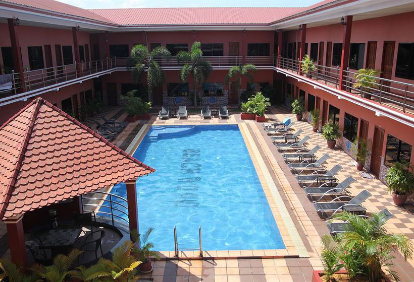 בית מלון כפרי Beach Road