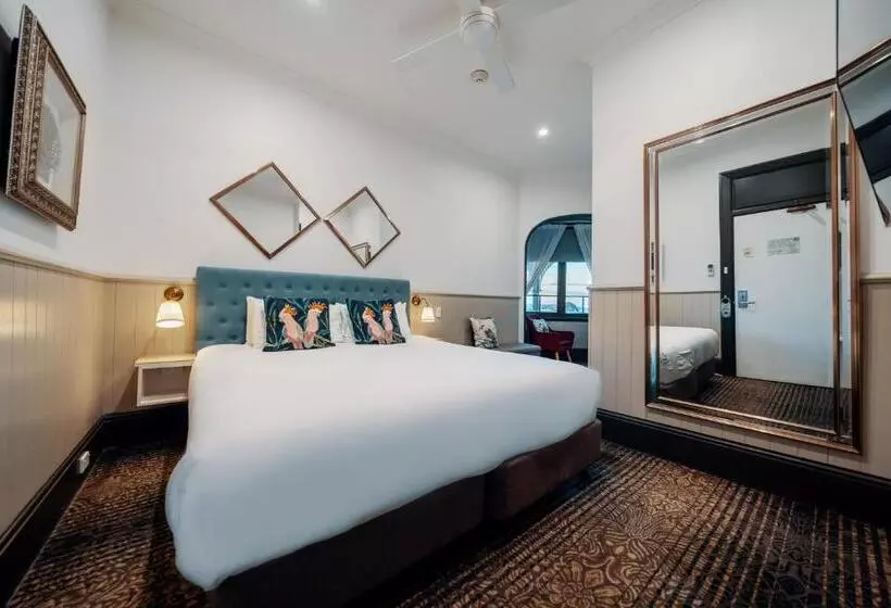 בית מלון כפרי Cremorne Point Manor