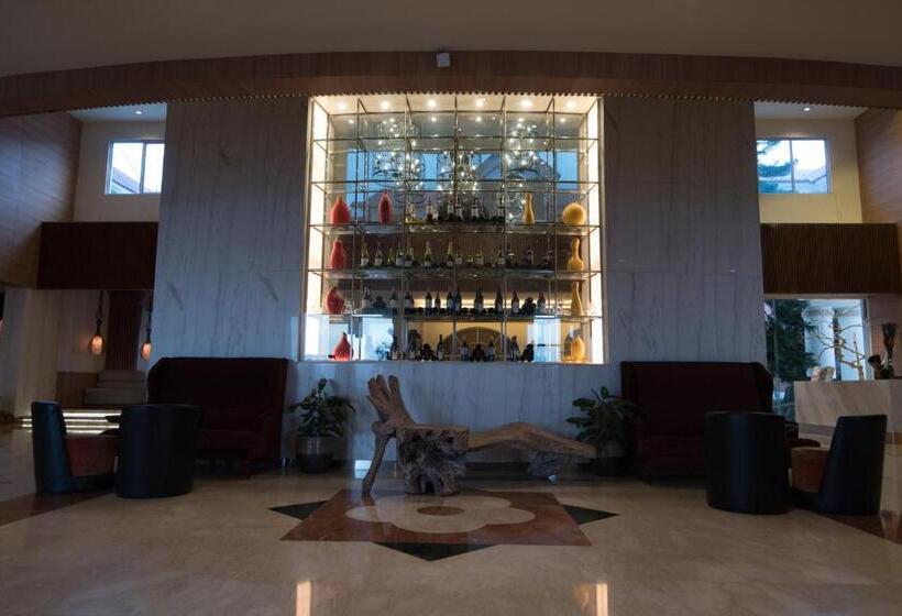 בית מלון כפרי Crown Vista