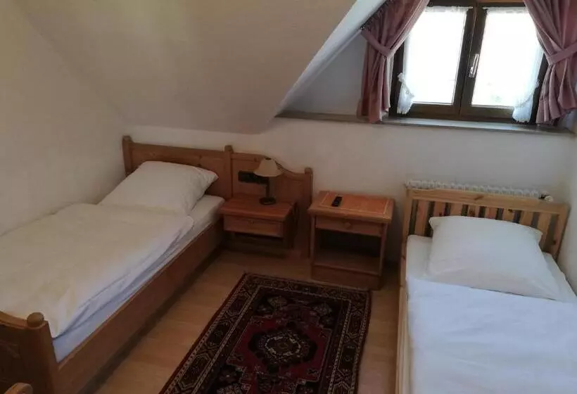 호텔 Gästehaus Rössle