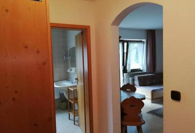 호텔 Gästehaus Rössle