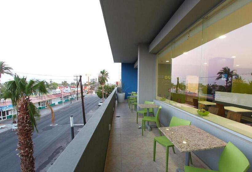 בית מלון כפרי One La Paz