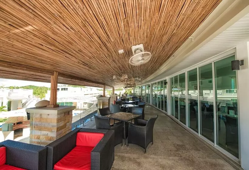 Hotel Oriental Beach Pearl Resort