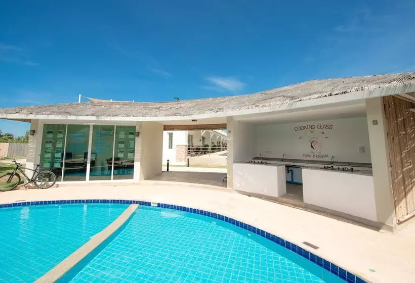 Hotel Oriental Beach Pearl Resort