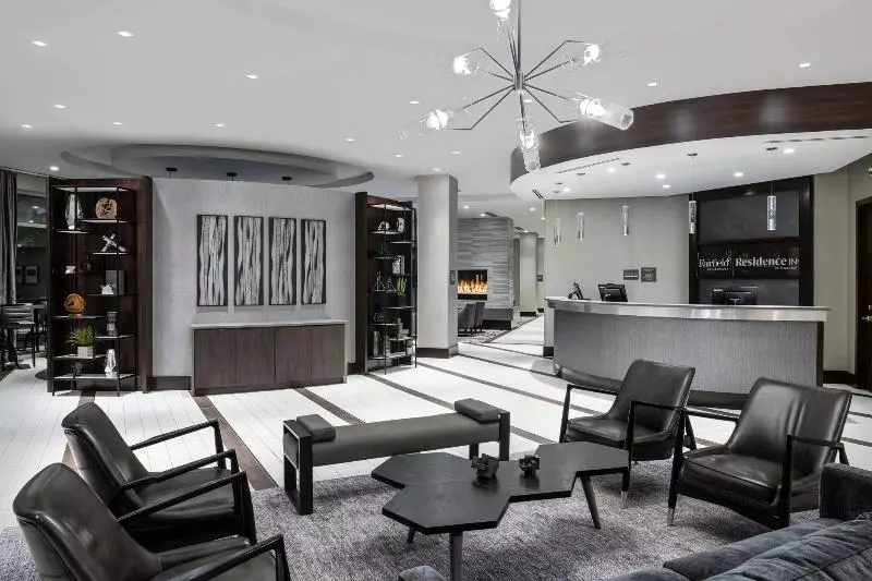 Отель Residence Inn By Marriott Boston Logan Airport/chelsea