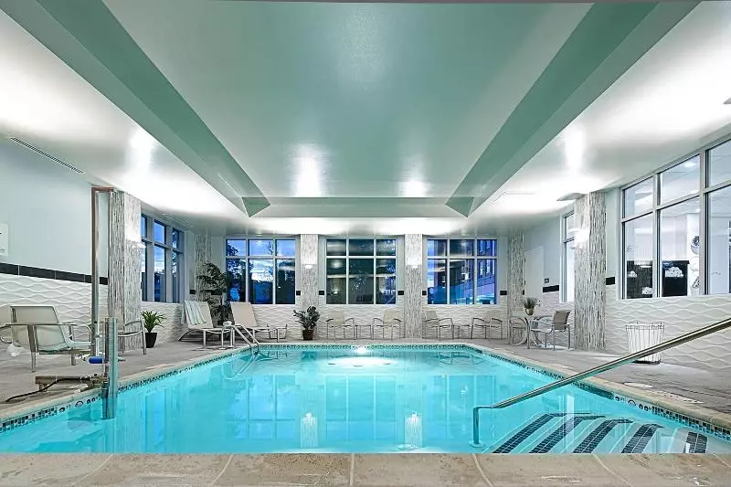 Отель Residence Inn By Marriott Boston Logan Airport/chelsea