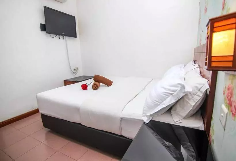 Rose Cottage Hotel Taman Daya