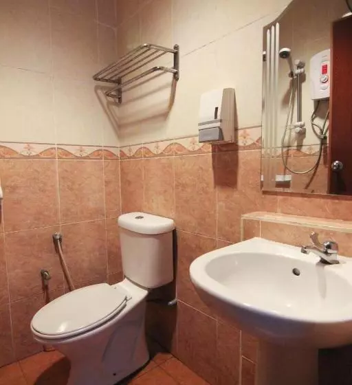 Rose Cottage Hotel Taman Daya