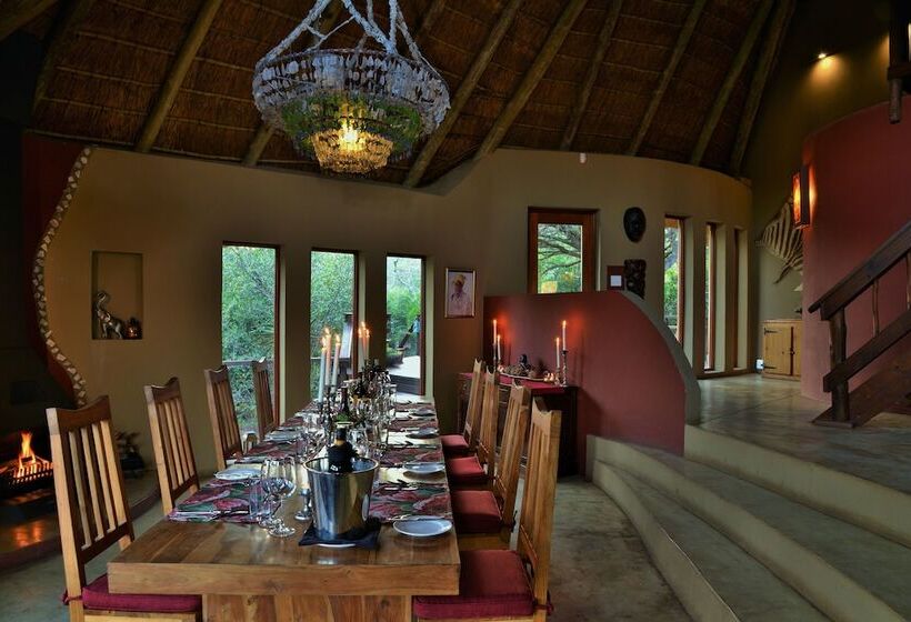 酒店 Sibuya Game Reserve And Lodge