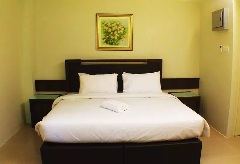 Khalifa Suites Hotel & Apartment