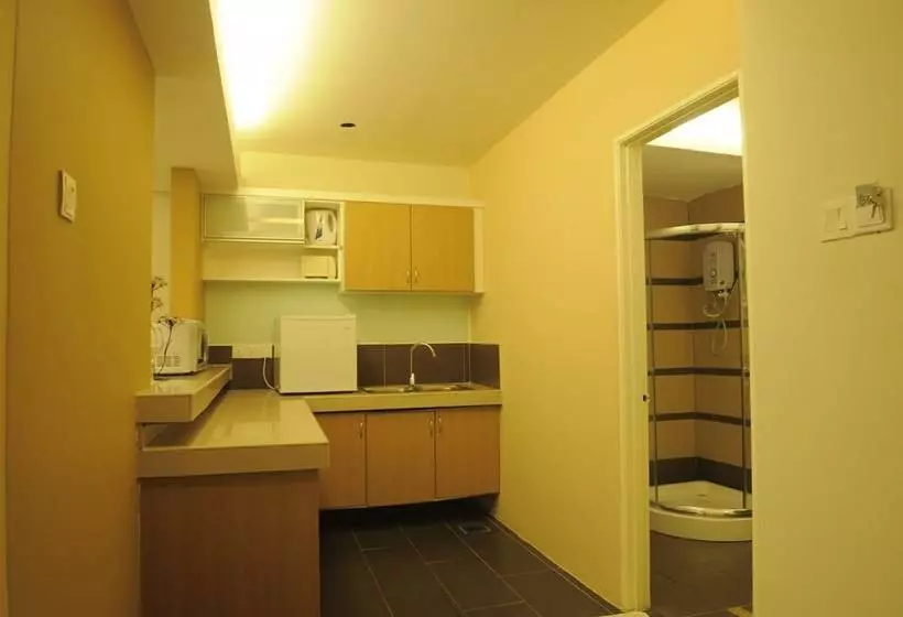 Khalifa Suites Hotel & Apartment