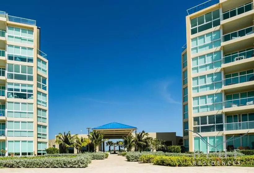 استراحتگاه Blue Residences