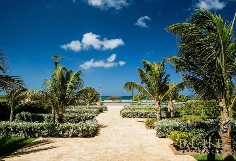 استراحتگاه Blue Residences