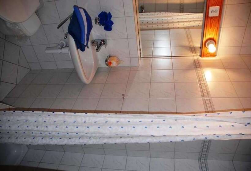 Hostel Chasa Allegra