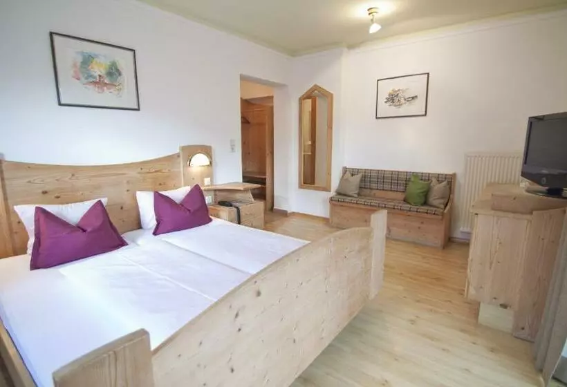 Retkeilymaja Gasthof Sonne