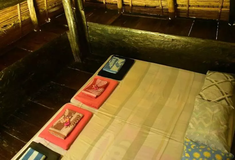 ユースホステル Hiwang Native House Inn & Viewdeck