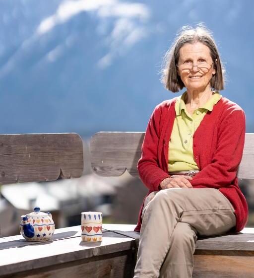 Hostel Chasa Allegra