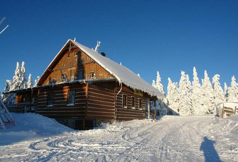 تختخواب و صبحانه Kiosek U Staré Lanovky