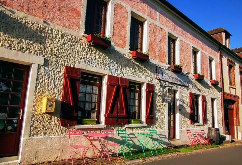 Aamiaismajoitus (B&B) Le Coin Des Artistes