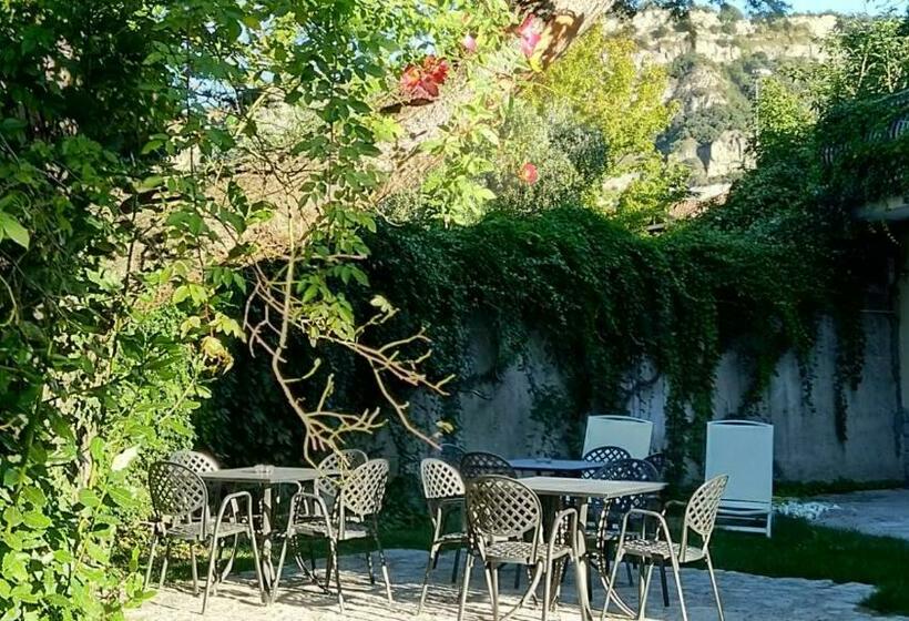 ベッドアンドブレックファースト Villa Torbole