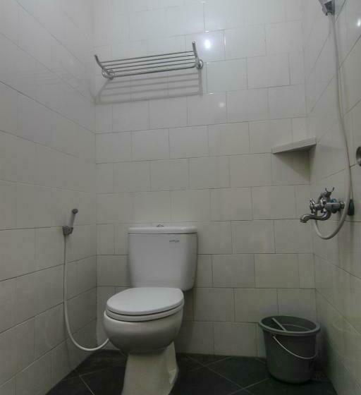 בית מלון כפרי Cemerlang