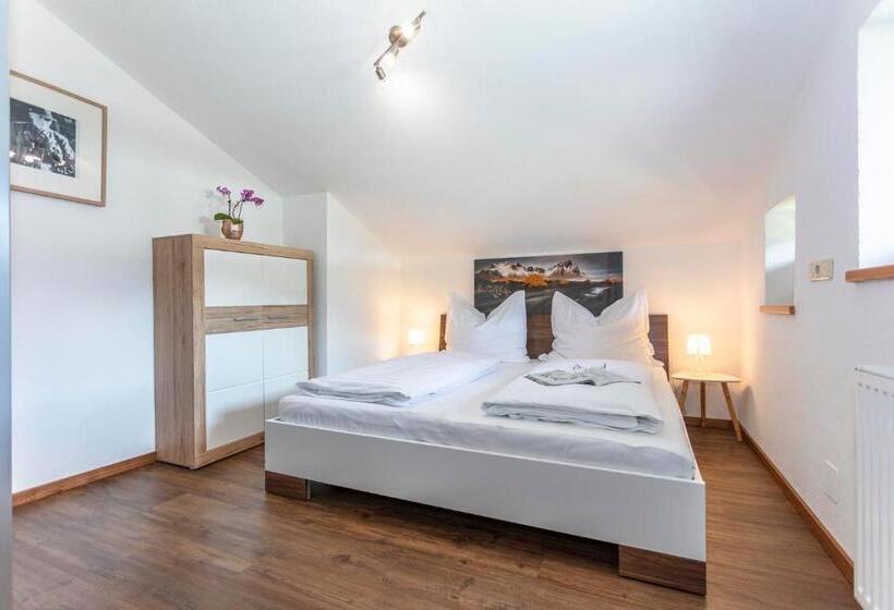 בית מלון כפרי Familienbauernhof   Leogang Apartments Weissbacher