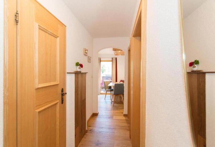 בית מלון כפרי Familienbauernhof   Leogang Apartments Weissbacher