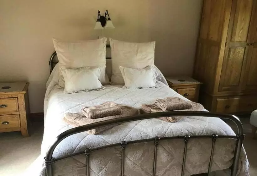 Owletts Barn B&b