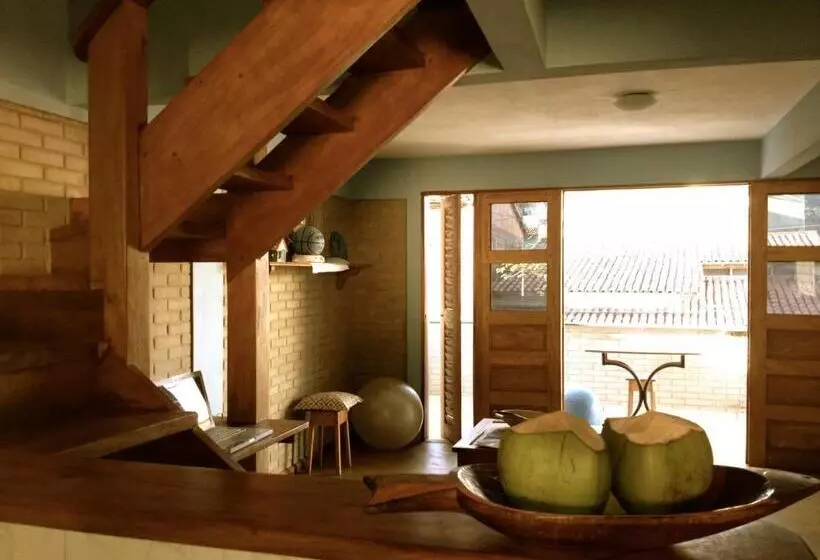 ペンション Casa Blanka 2010 Eco Surf Guest House