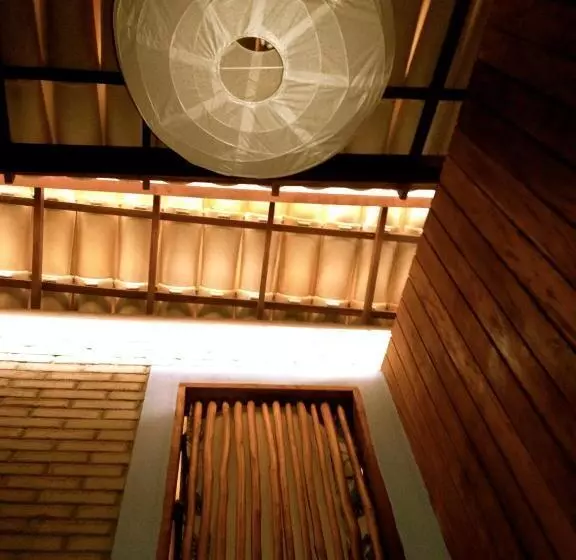 ペンション Casa Blanka 2010 Eco Surf Guest House