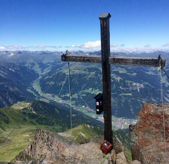 بنسيون Gästehaus Tramnitz