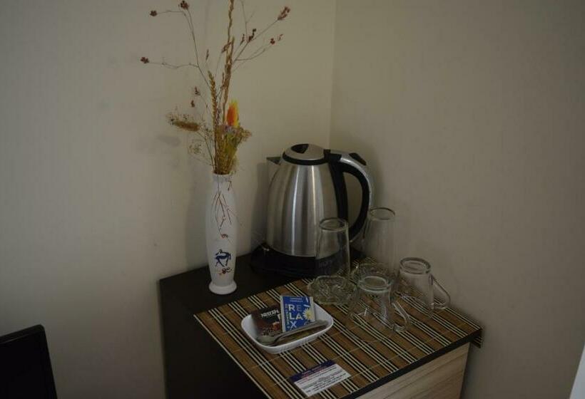 Пансион Jane Guest House