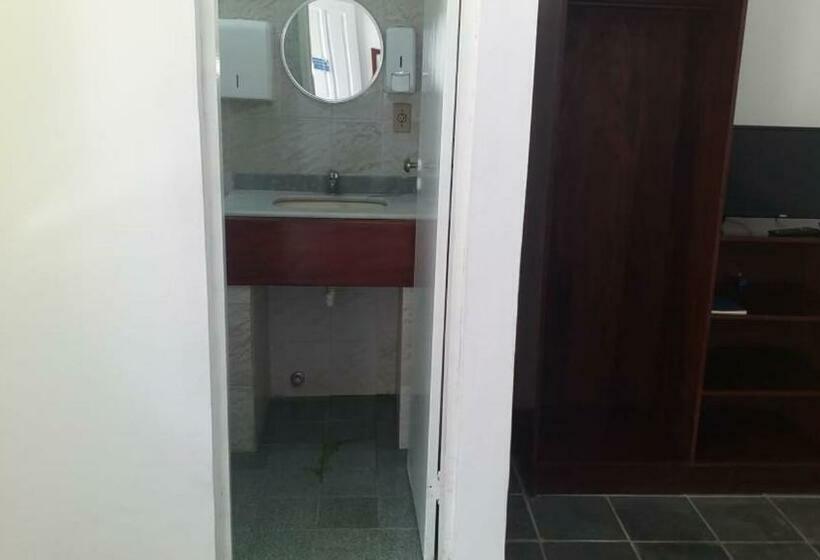 Pension Lagoa Encantada I