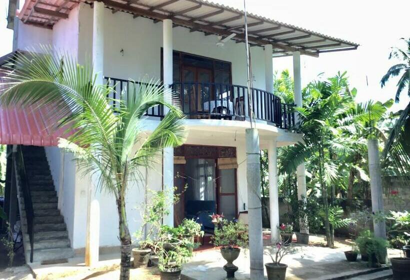 膳宿费 Lucky Palace