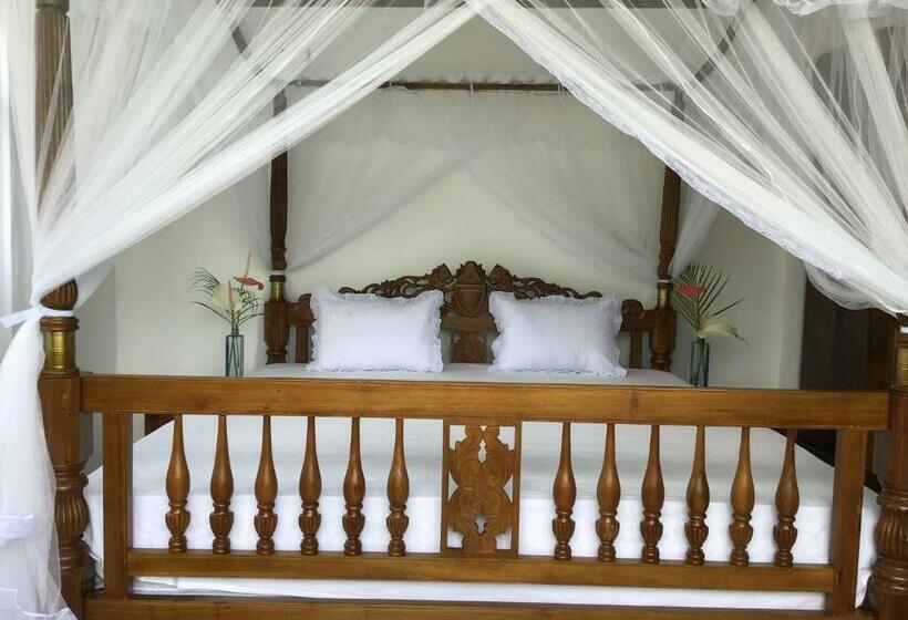 膳宿费 Lucky Palace