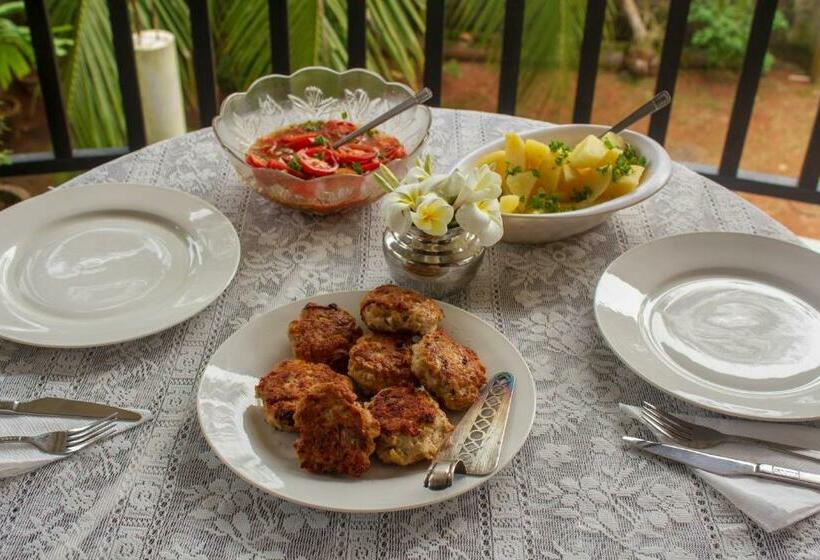 膳宿费 Lucky Palace