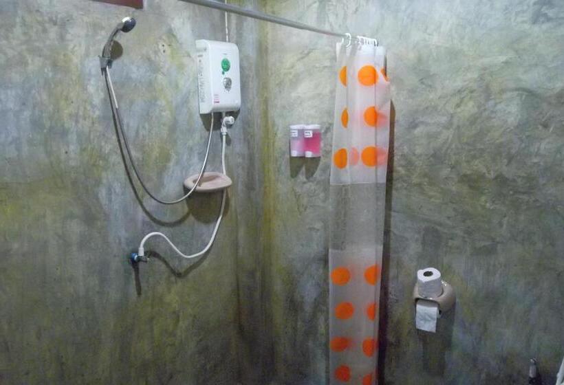 Tamarind Grand Resort Mae Sariang