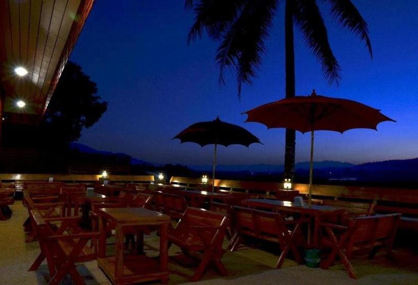 Tamarind Grand Resort Mae Sariang