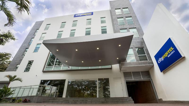 Отель City Express Plus By Marriott Cali Colombia