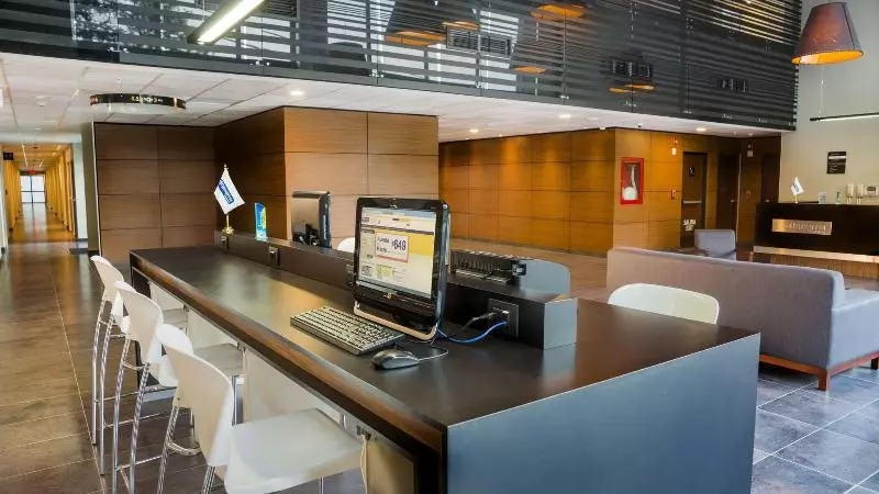 Hotel City Express Plus By Marriott Cali Colombia