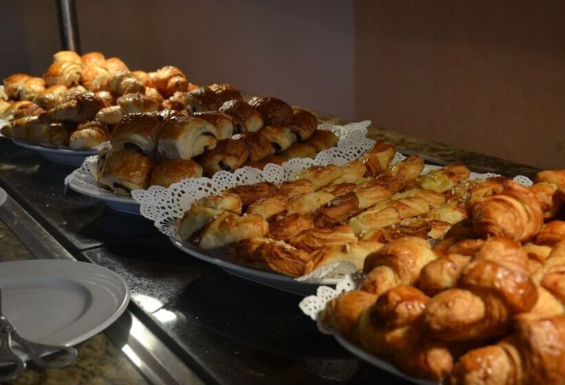 Hotel Eden Yasmine Resort & Spa