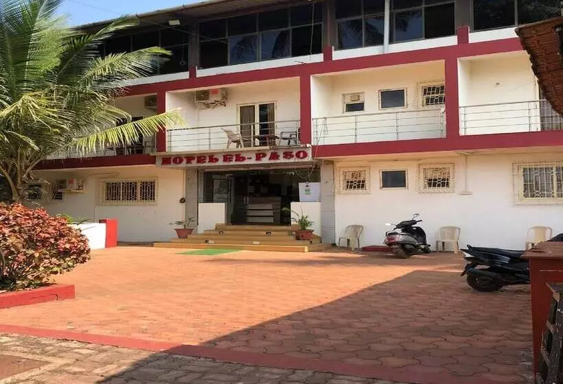 هتل El Paso Goa