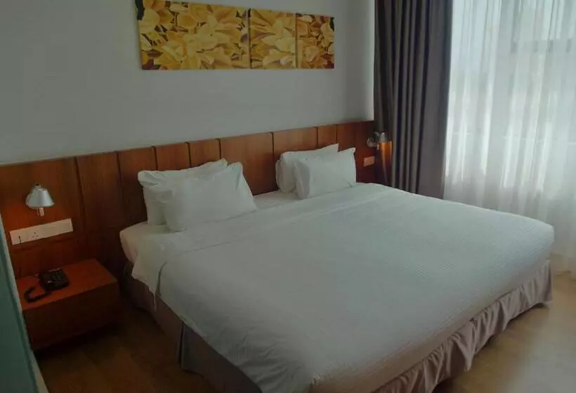 בית מלון כפרי French Ipoh